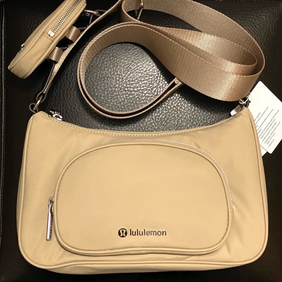 Lululemon Crossbody with Nano Pouch 2L Trench New with Tags 3-in-1 - Picture 10 of 16